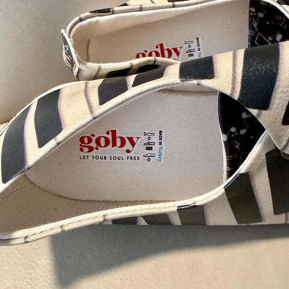 GOBY Piano Ballerinas Shoes. Size EU 38/US 7.5. - Picture 11 of 15